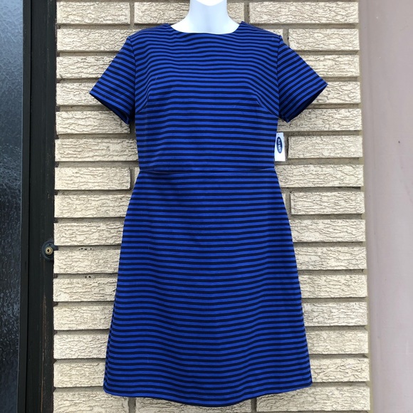 Old Navy Dresses & Skirts - Black and blue Striped women’s dress size M
